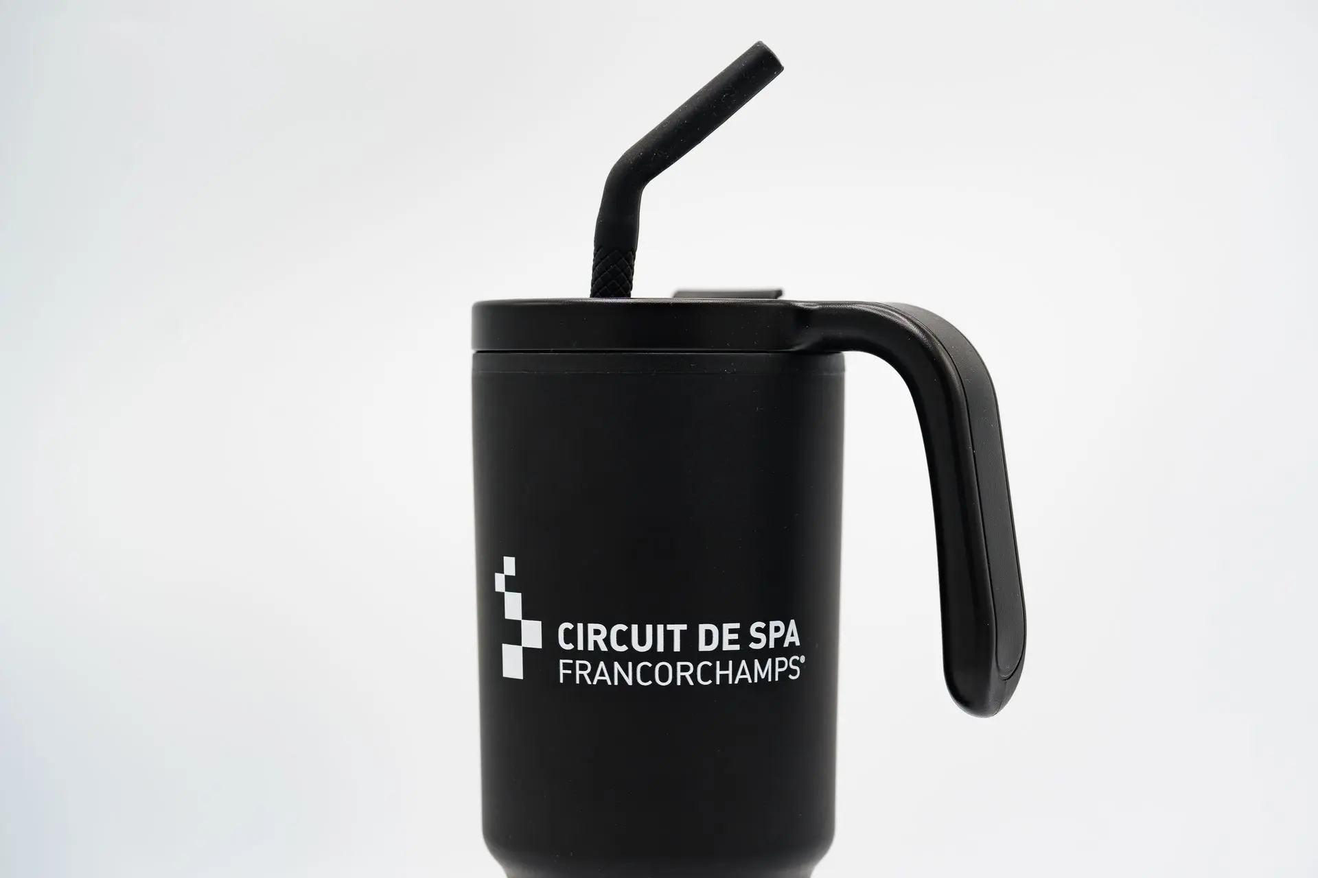 Iconic - Tumbler 4